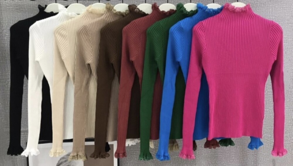 truitje met kantdetail hals