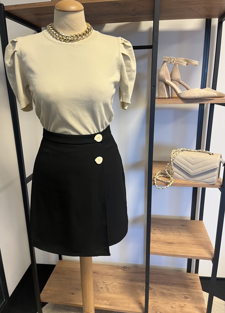 F85E6F29-18F8-48E9-B932-D21F63A1589E