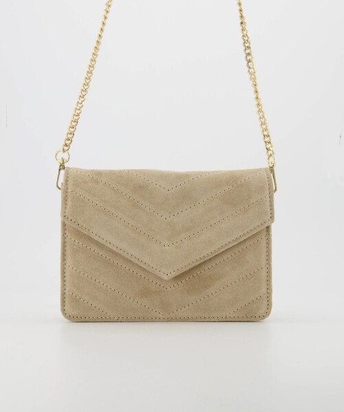 24ECCE36-1A82-43D1-B7B7-6CD2C5E50256