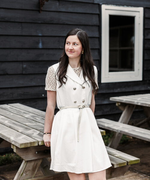 offwhite korte blazerdress met kanten shirtje korte mouw 2