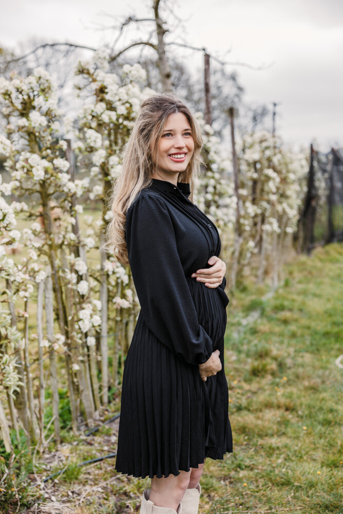 zwarte jurk plisse 100 cm  zijkant