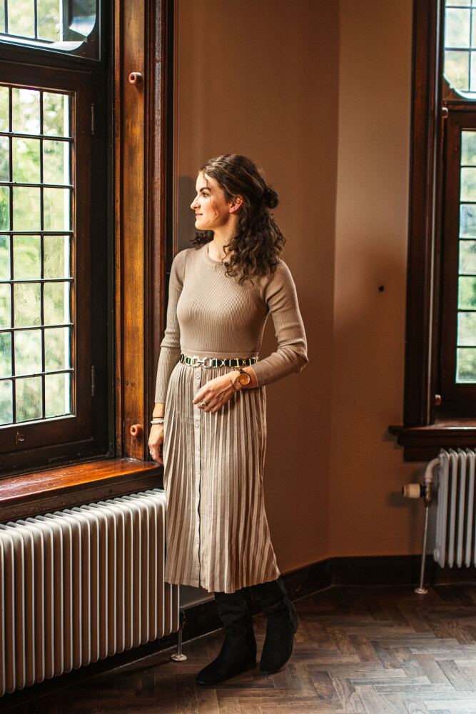 tweedelig set met midi rok beige