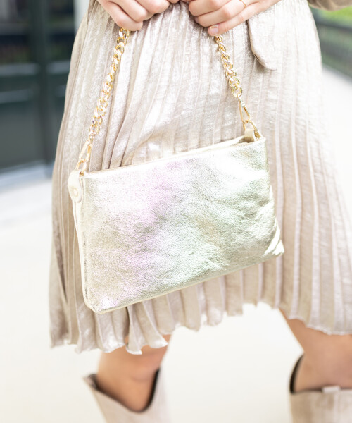 Goudkleurig tasje korte ketting