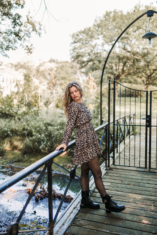 jurkje panterprint met chique taille 2