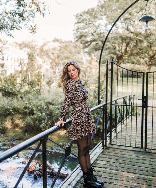 jurkje panterprint met chique taille